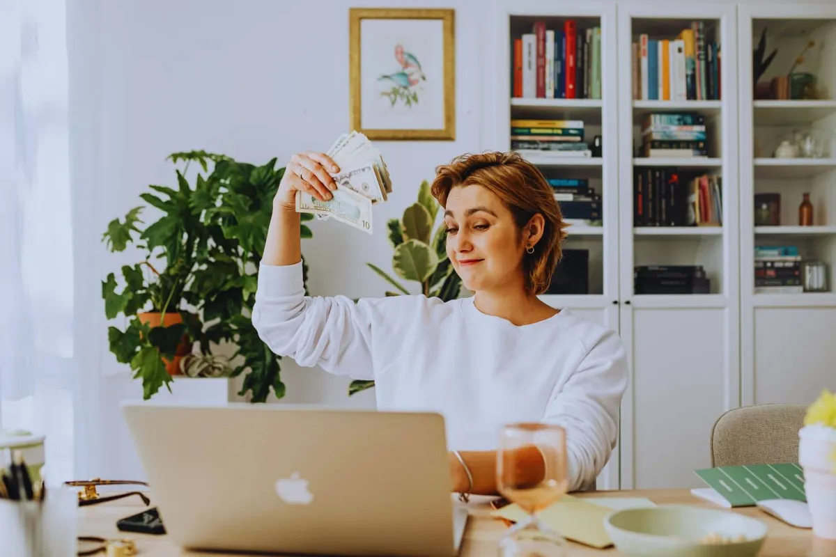 Les 7 meilleures astuces pour arrondir ses fins de mois avec la technologie